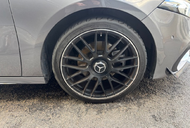 Mercedes Classe A 220 4 matic 190 cv / SIEGES CHAUFFANT / PACK AERO / CARPLAY / CAMERA / M-BUX 