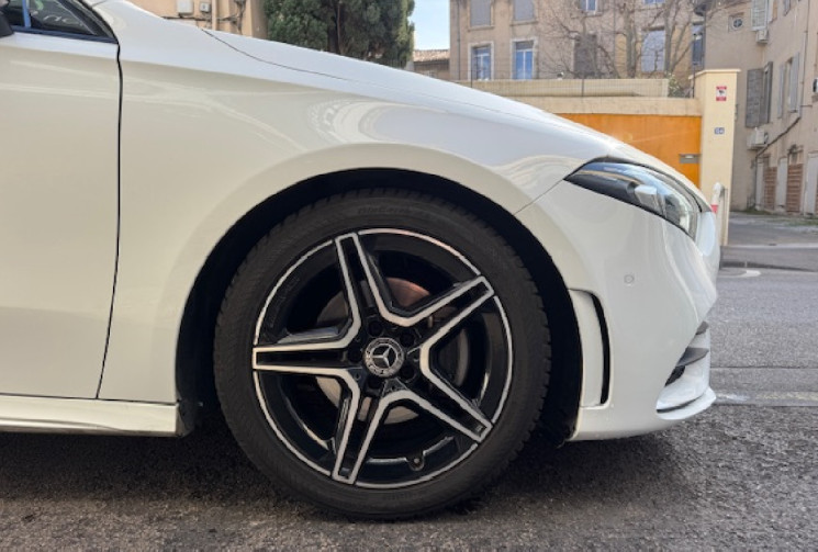 Mercedes Classe A AMG LINE 160 1.3 TI 109 cv / car play / camera / pack luminosité / park assit / 