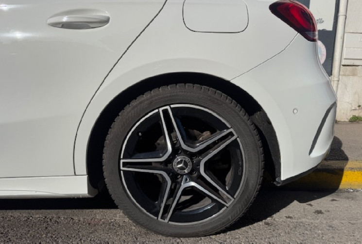 Mercedes Classe A AMG LINE 160 1.3 TI 109 cv / car play / camera / pack luminosité / park assit / 