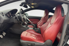 Peugeot RCZ 2.0 HDI 163 CH /CUIR ROUGE/SIEGES CHAUFFANTS
