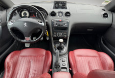 Peugeot RCZ 2.0 HDI 163 CH /CUIR ROUGE/SIEGES CHAUFFANTS