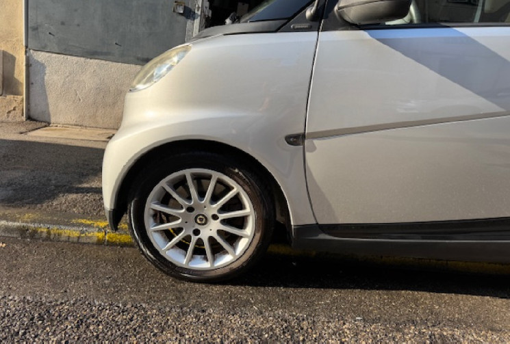 SMART Fortwo passion 1.0 84 cv / GPS / TEL / CLIM / Origine France 