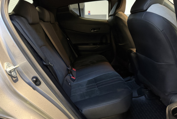 Toyota C-HR 184h GR-Sport 2WD E-CVT MY20 - Suivi complet Toyota