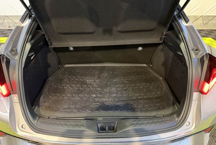 Toyota C-HR 184h GR-Sport 2WD E-CVT MY20 - Suivi complet Toyota