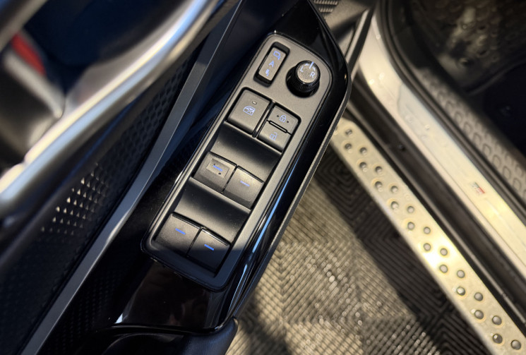 Toyota C-HR 184h GR-Sport 2WD E-CVT MY20