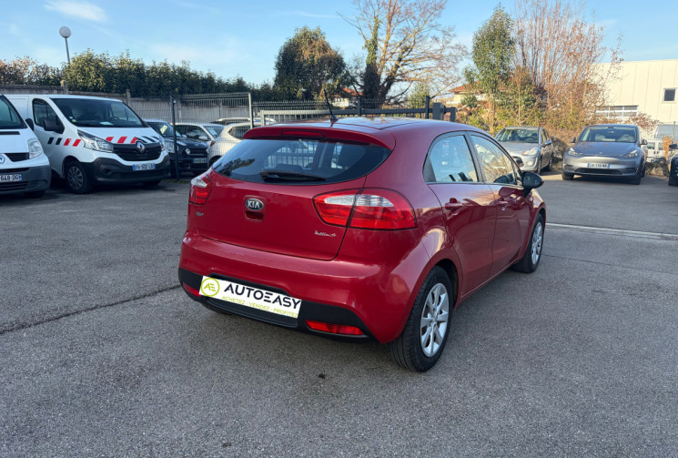 Kia RIO 1.2 / 85 CH / EDITION CLIM