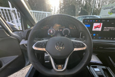 Volkswagen Golf 8 Phase 2 1.5 eTSI 116 R-Line DSG7 / Volant et Sièges Chauffants / Carplay / Caméra