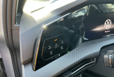 Volkswagen Golf 8 Phase 2 1.5 eTSI 116 R-Line DSG7 / Volant et Sièges Chauffants / Carplay / Caméra