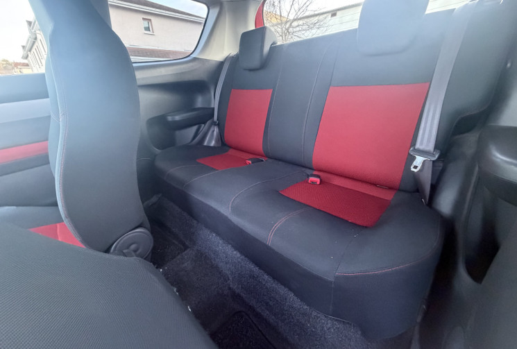 Suzuki Swift 1.6 / 125 CH / SPORT