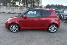 Suzuki Swift 1.6 / 125 CH / SPORT