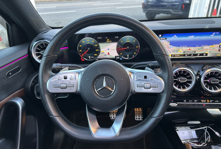 Mercedes Classe A V 220 D 190 Ch AMG LINE 8G-DCT * TOIT OUVRANT * ECLAIRAGE D'AMBIANCE