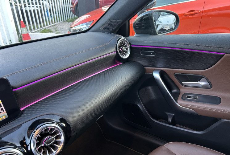Mercedes Classe A V 220 D 190 Ch AMG LINE 8G-DCT * TOIT OUVRANT * ECLAIRAGE D'AMBIANCE