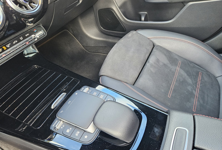 Mercedes CLA 180 D (C118) 2.0 115 8G-DCT AMG LINE