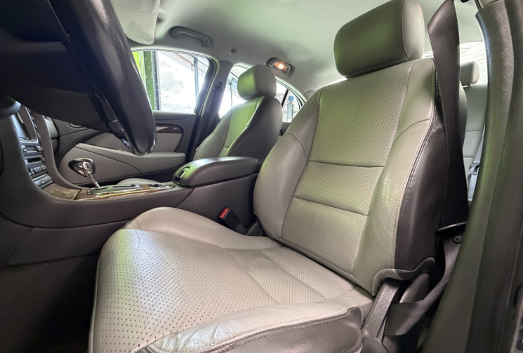 Jaguar S-TYPE 2.8 208 cv Executive tres bel etat general (Entretien suivi)