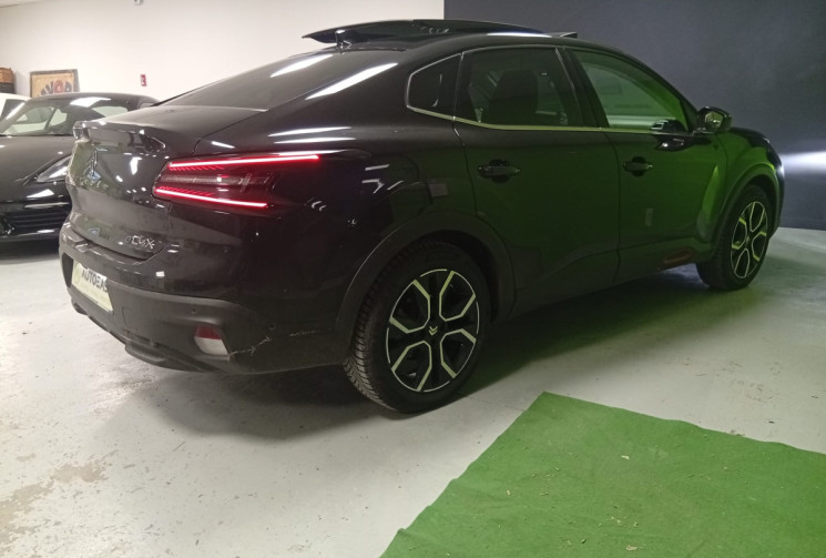 Citroën C4 X E-C4 136 CV SHINE