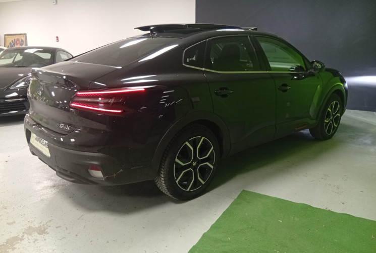 Citroën C4 X E-C4 136 CV SHINE