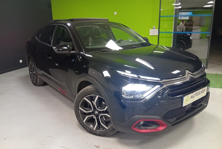 Citroën C4 X E-C4 136 CV SHINE