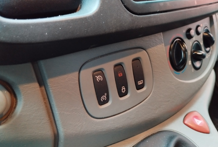 Renault Trafic Fourgon Grand Confort 2.0 DCi 115 L1H1 1200KG BVM6 