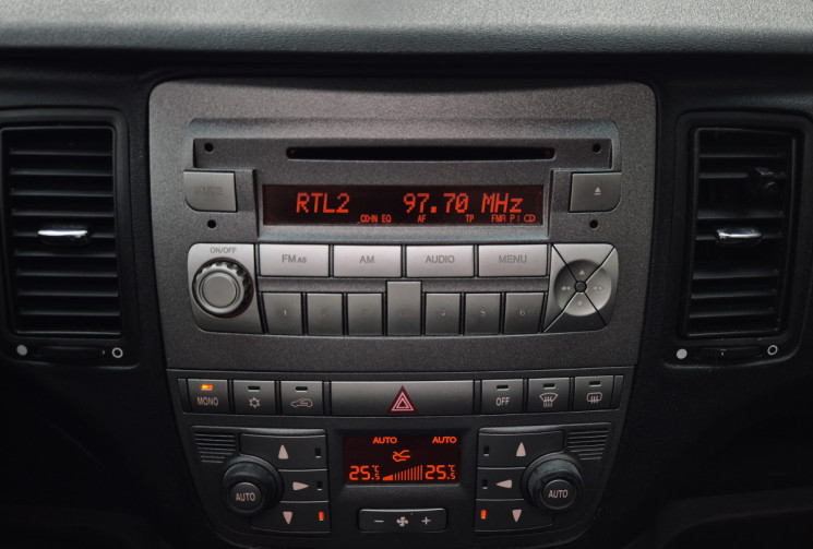 Lancia MUSA 1.4L 95 Gold Toit Ouvrant / Siège Cuir