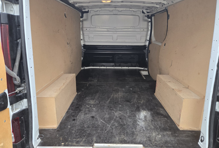 Renault Trafic L2H1 3T 2.0 Blue dCi 130ch  Advance -24