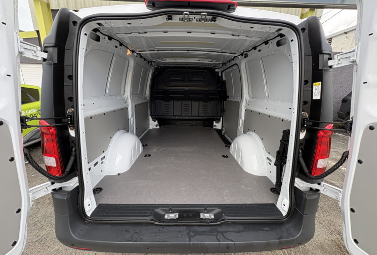 Mercedes Vito Fourgon 114 CDI 136 cv // 1ère main // Neuf  uniquement 175 kilomètres garantie SGDM