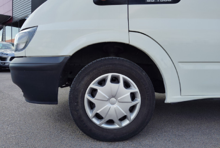 Ford Transit KOMBI 300C TDDI 85