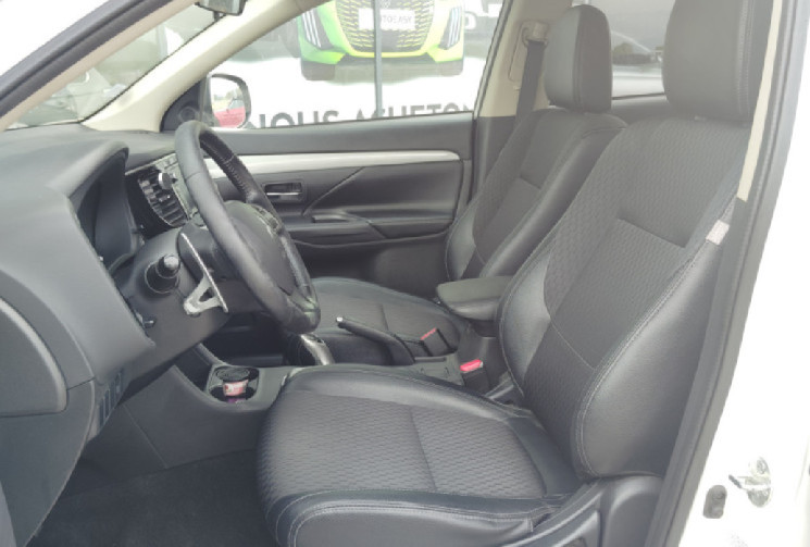 Mitsubishi OUTLANDER PHEV Hybride rechargeable Instyle