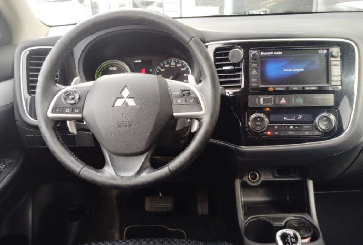 Mitsubishi OUTLANDER PHEV Hybride rechargeable Instyle