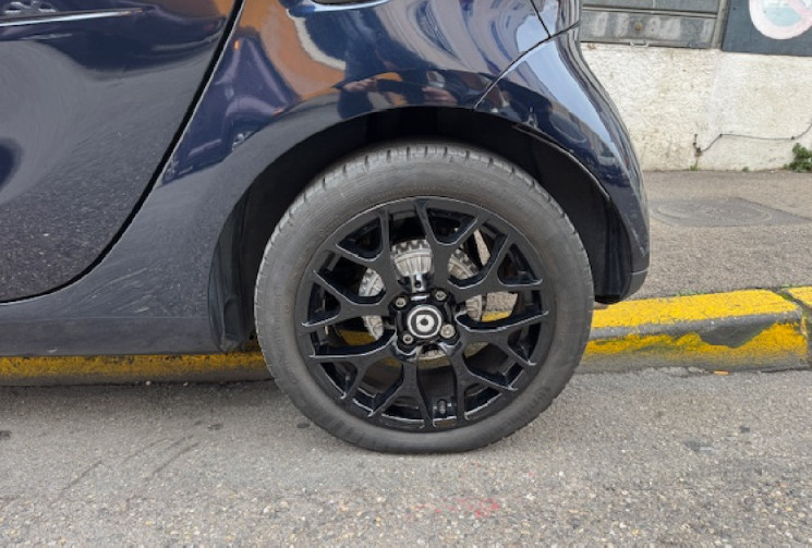 SMART Fortwo prime 90 cv Origine France 2eme main / GPS / CAMERA / SIEGES CHAUFFANTS / 