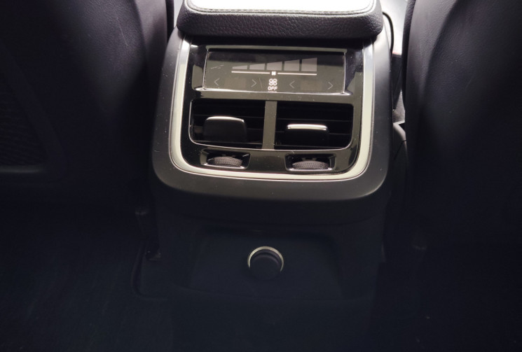 Volvo XC90 T8 Twin Engine 320 + 87ch Momentum Geartronic 7