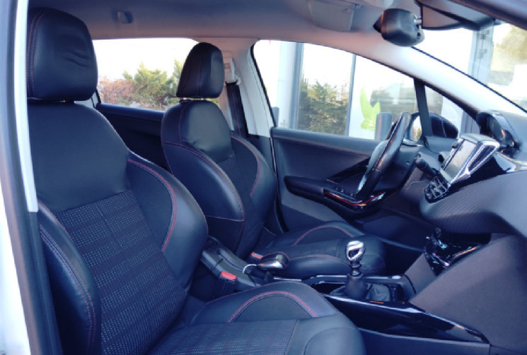 Peugeot 2008 1.2 PureTech 130ch GT Line S&S