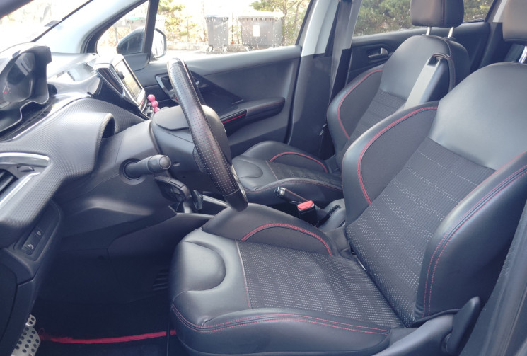 Peugeot 208 1.2 PureTech 110ch GT Line S&S EAT6 5p