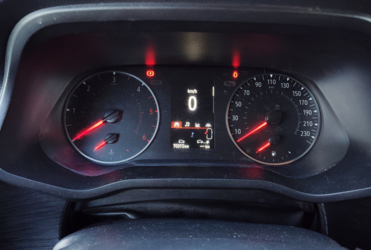 Renault Trafic Fg L2H1 3T 2.0 Blue dCi 130ch Grand Confort 