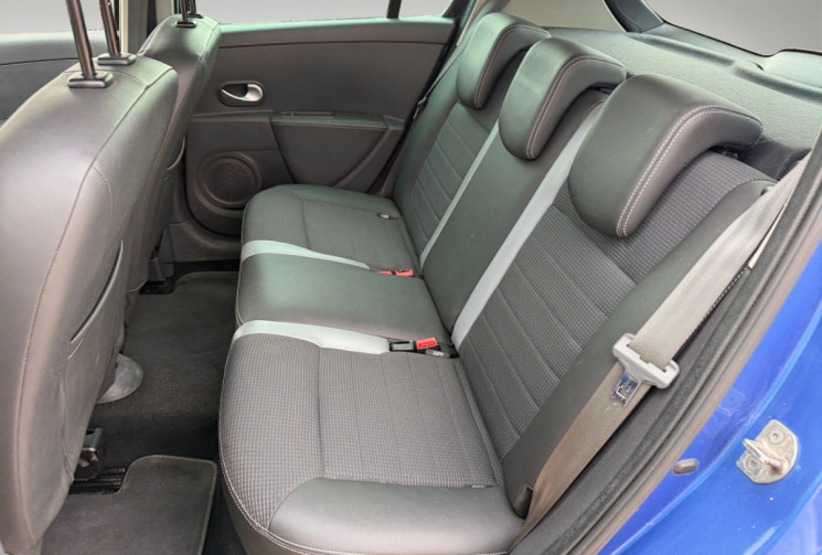 Renault Clio III GT 1.6 16V 128 CV 