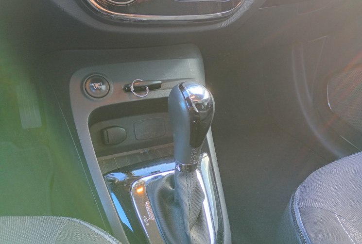 Renault Captur  RENAULT Captur I 1.2 TCe EDC6 120 cv / Attelage / INTENS