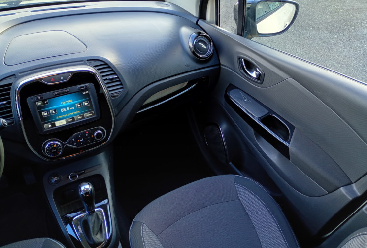 Renault Captur  RENAULT Captur I 1.2 TCe EDC6 120 cv / Attelage / INTENS