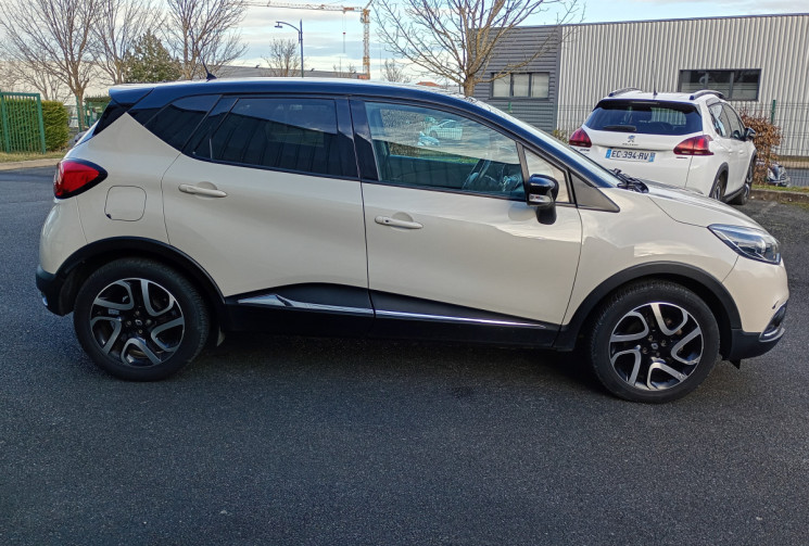 Renault Captur  RENAULT Captur I 1.2 TCe EDC6 120 cv / Attelage / INTENS