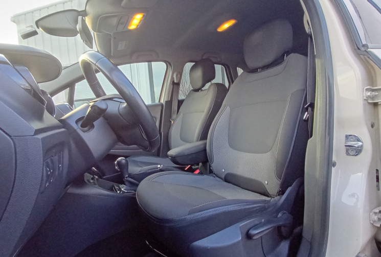 Renault Captur  RENAULT Captur I 1.2 TCe EDC6 120 cv / Attelage / INTENS
