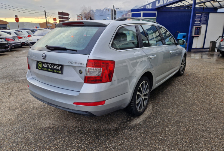 Skoda Octavia Combi 1.6 TDI 110 tour de France 