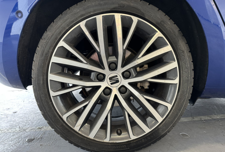 SEAT Leon 1.4 / 204 / Xcellence / CarPlay / Toit ouvrant / sièges chauffants / SOH 100%