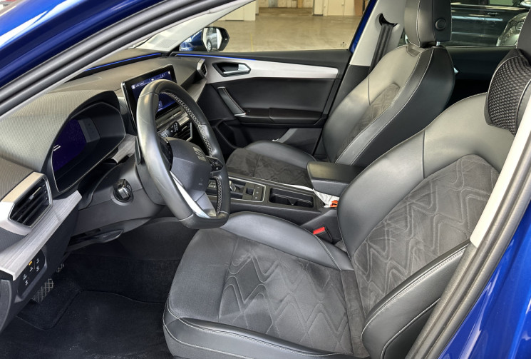 SEAT Leon 1.4 / 204 / Xcellence / CarPlay / Toit ouvrant / sièges chauffants / SOH 100%