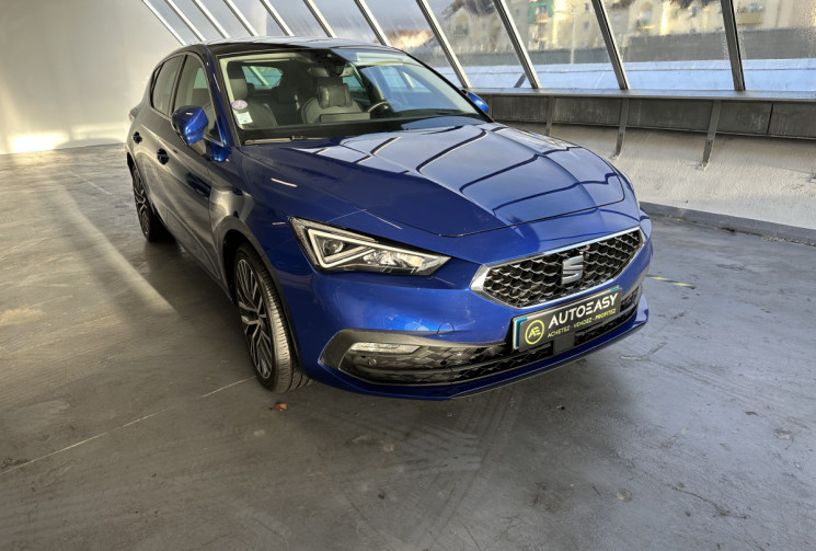 SEAT Leon  204 / CarPlay / Toit ouvrant / sièges chauffants / SOH 100%