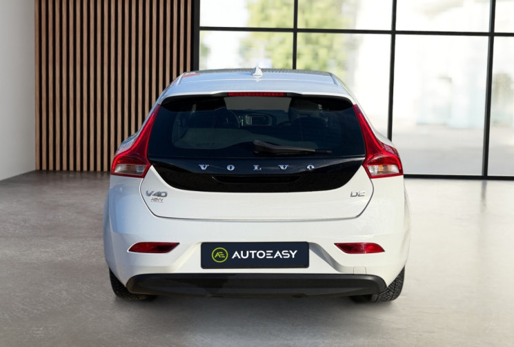 Volvo V40 D2 1.6 KINETIC 114 CH