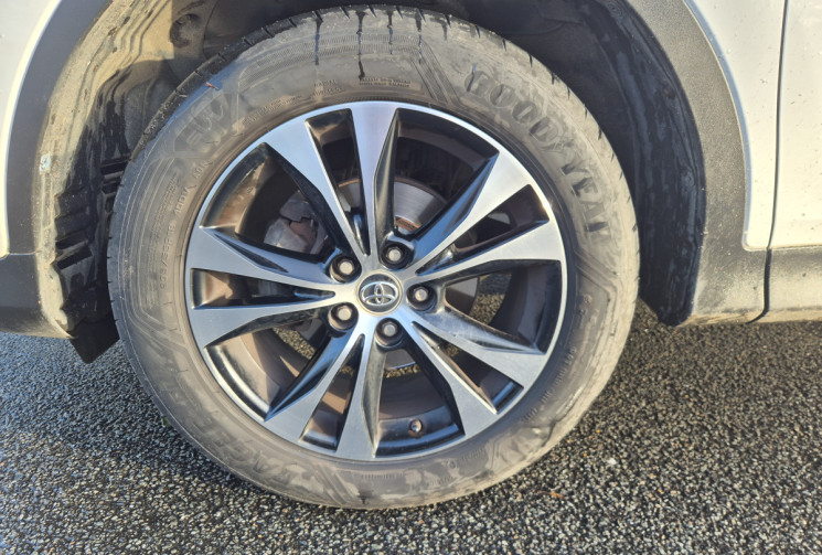 Toyota RAV4 124 D-4D Life Edition Toit ouvrant