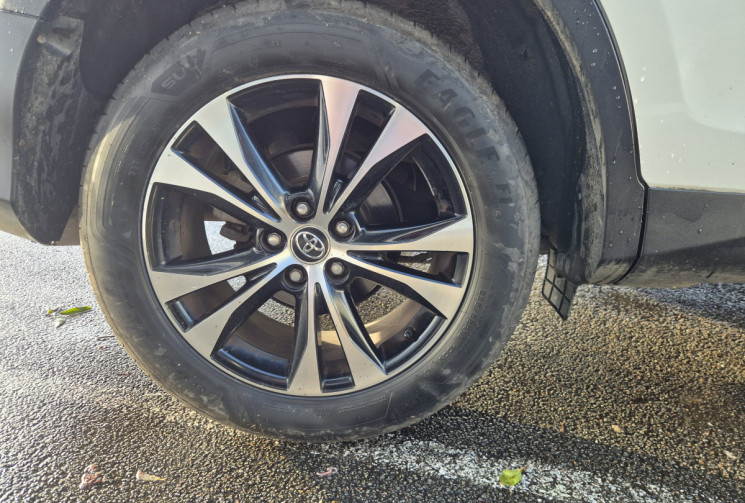 Toyota RAV4 124 D-4D Life Edition Toit ouvrant