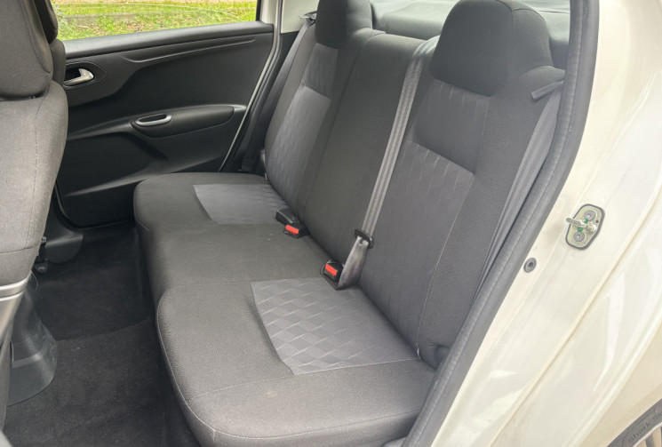 Citroën C-ELYSEE CITROEN C-ELYSEE 1.6L BLUE HDI 100 CH EXCLUSIVE RADAR - CLIM