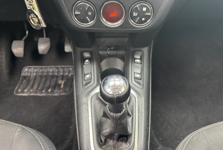 Citroën C-ELYSEE CITROEN C-ELYSEE 1.6L BLUE HDI 100 CH EXCLUSIVE RADAR - CLIM