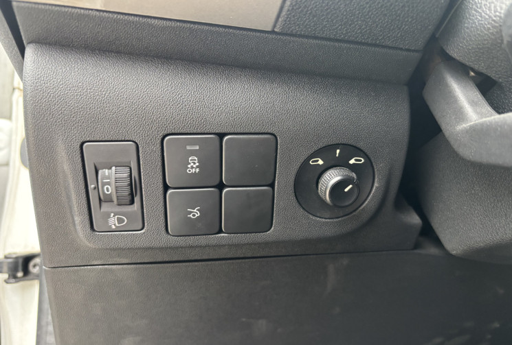 Citroën C-ELYSEE CITROEN C-ELYSEE EXCLUSIVE RADAR - CLIM