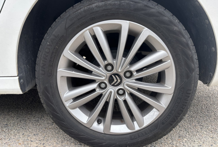 Citroën C-ELYSEE CITROEN C-ELYSEE 1.6L BLUE HDI 100 CH EXCLUSIVE RADAR - CLIM