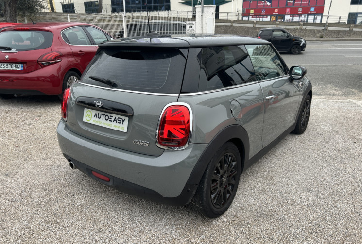Mini Mini III (F56) 1.5 COOPER 136 Ch EDITION GREENWICH BVA7 * TOIT OUVRANT * CARPLAY